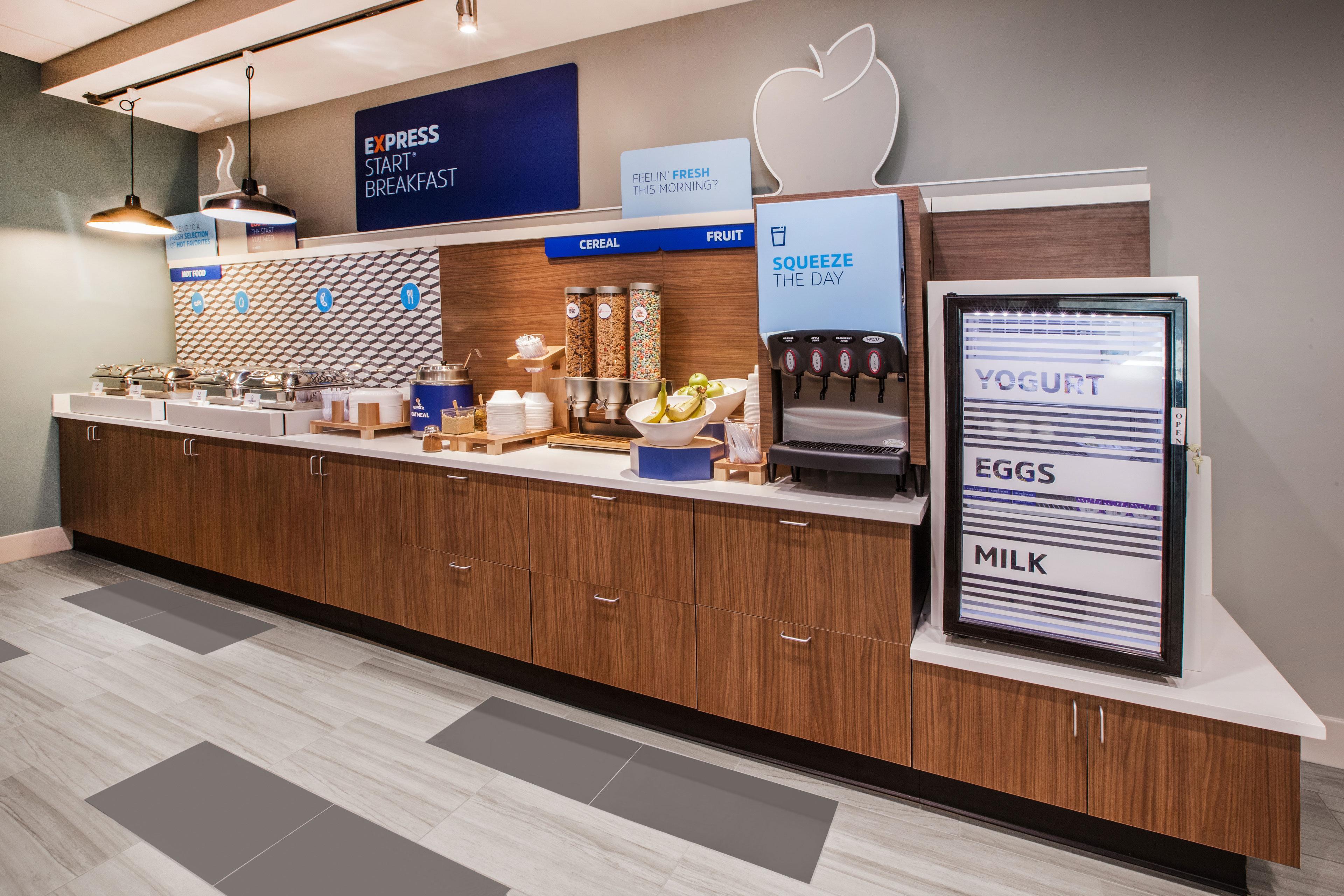 Holiday Inn Express & Suites Fort Dodge By Ihg Екстер'єр фото